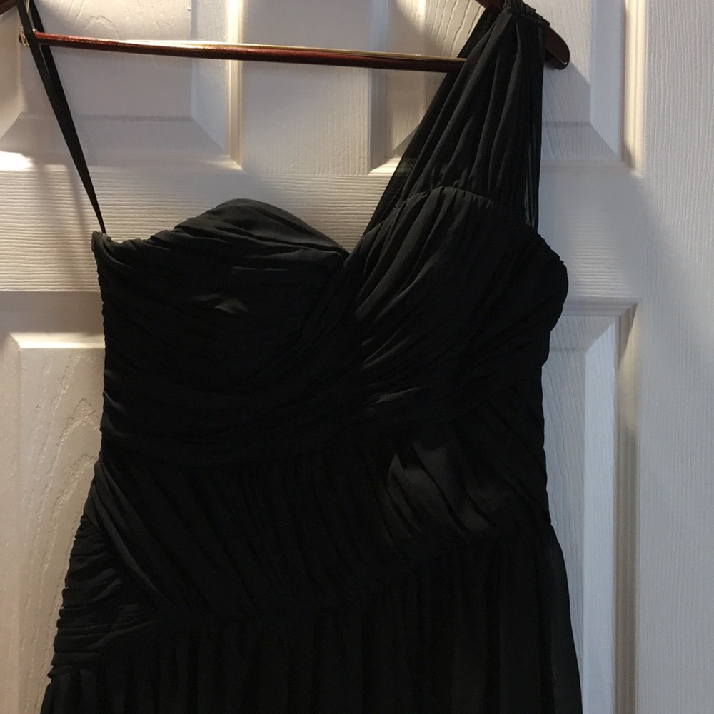 Gown - Picture 2 of 3